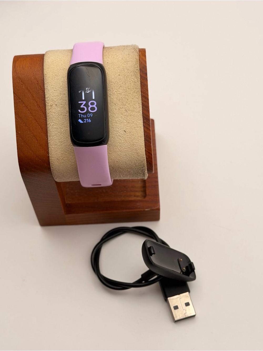 Fitbit Inspire 3, charger included, Tested, purple/black, Charger included